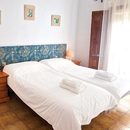 La Casa De Abuela Habitaciones Con Bano Compartido En El Casco Historico De Frigiliana "Solo Adultos" الغرفة الصورة